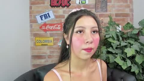 Luxury online show from December 4, 2025, 10:57 am