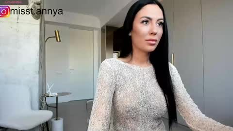 Snapshot of miss__tanya chatting on March 5, 2025, 8:43 am Miss Tanya online show from March 5, 2025, 8:43 am