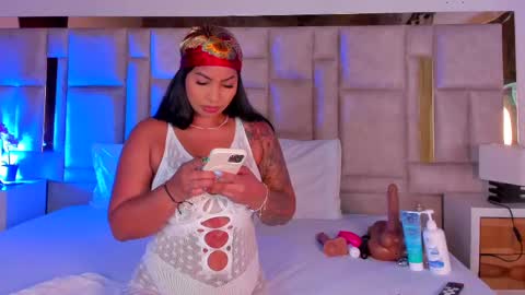 Snapshot of miss_abigail_ chatting on November 24, 2025, 1:11 pm Miss Abigail online show from November 24, 2025, 1:11 pm