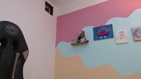 Snapshot of miss_akemi chatting on February 12, 2025, 5:16 pm Akemi 3 online show from February 12, 2025, 5:16 pm