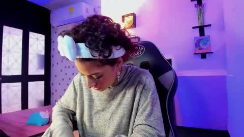 Snapshot of miss_akemi chatting on September 28, 2025, 2:11 pm Akemi 3 online show from September 28, 2025, 2:11 pm