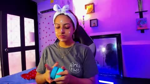 Snapshot of miss_akemi chatting on October 12, 2025, 2:05 pm Akemi 3 online show from October 12, 2025, 2:05 pm