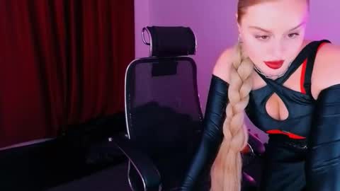 Snapshot of miss_alice_silver chatting on November 30, 2025, 3:16 pm miss_alice_silver online show from November 30, 2025, 3:16 pm