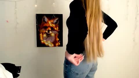 Angelina online show from February 28, 2026, 7:20 am