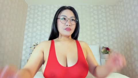 Snapshot of miss_asia_one chatting on June 5, 2026, 4:30 am Aiza online show from June 5, 2026, 4:30 am