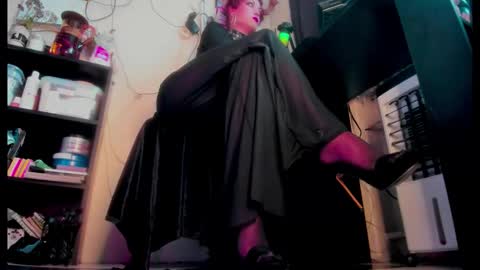 missAsmodeus online show from September 18, 2025, 9:55 am