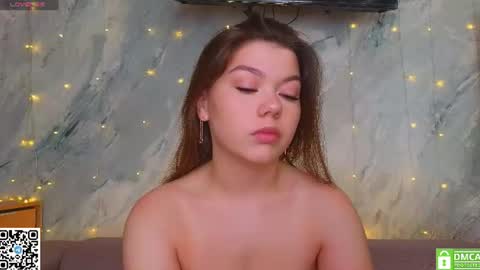 Snapshot of miss_bubbles chatting on June 9, 2026, 1:28 am Sandy online show from June 9, 2026, 1:28 am