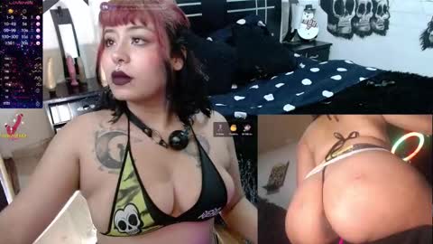 Snapshot of miss_clover chatting on December 30, 2024, 7:26 am miss_clover online show from December 30, 2024, 7:26 am