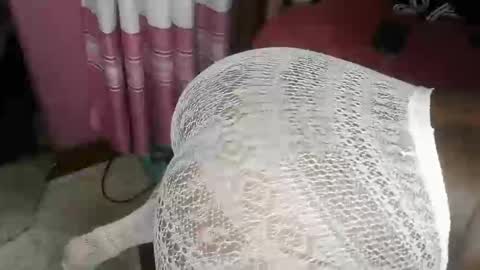 miss_cupcake78 online show from April 27, 2026, 7:28 am