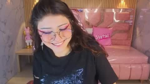 miss_devil_s online show from December 19, 2025, 3:24 am