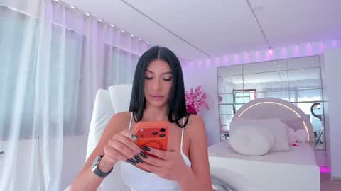 miss_diamond__ online show from July 7, 2026, 7:09 am