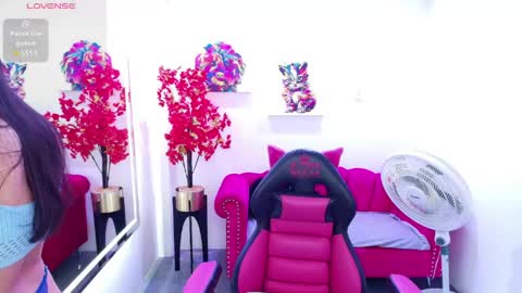 Snapshot of miss_dolly1 chatting on June 2, 2026, 12:51 pm Melanie online show from June 2, 2026, 12:51 pm