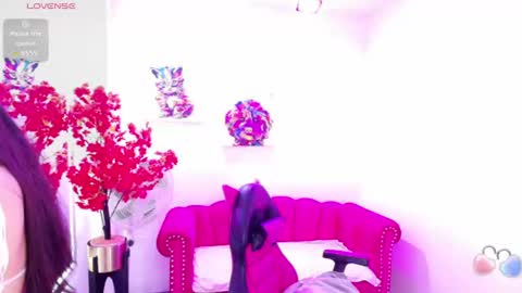 Melanie online show from July 23, 2026, 12:36 pm