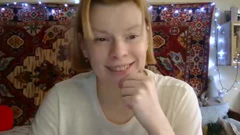 Snapshot of miss_elistia_ chatting on June 2, 2026, 10:50 am Elis online show from June 2, 2026, 10:50 am