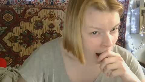 Snapshot of miss_elistia_ chatting on June 5, 2026, 10:54 am Elis online show from June 5, 2026, 10:54 am