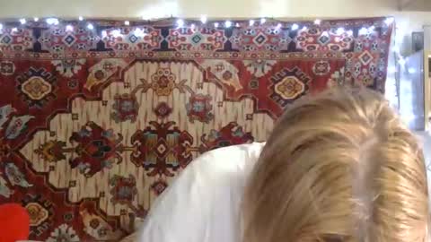 Snapshot of miss_elistia_ chatting on June 10, 2026, 11:09 am Elis online show from June 10, 2026, 11:09 am