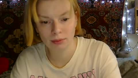 Snapshot of miss_elistia_ chatting on June 19, 2026, 11:03 am Elis online show from June 19, 2026, 11:03 am