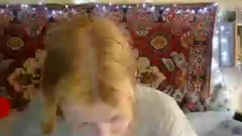 Snapshot of miss_elistia_ chatting on July 9, 2026, 10:19 am Elis online show from July 9, 2026, 10:19 am