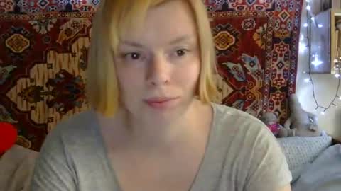 Snapshot of miss_elistia_ chatting on July 10, 2026, 11:13 am Elis online show from July 10, 2026, 11:13 am