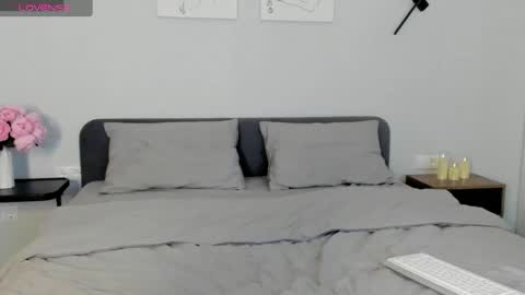 Snapshot of miss_emilyy chatting on February 20, 2026, 6:37 am Emily online show from February 20, 2026, 6:37 am