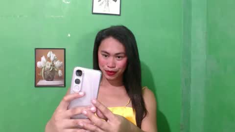 Snapshot of miss_eva2025 chatting on November 12, 2025, 11:43 am Eva online show from November 12, 2025, 11:43 am