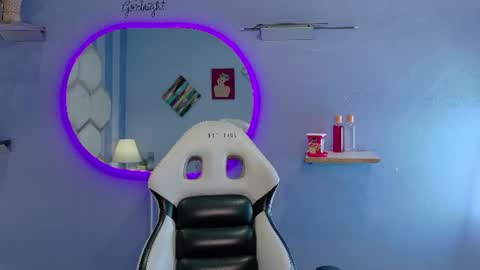 Snapshot of miss_evans_ chatting on June 23, 2026, 9:13 pm miss_evans_ online show from June 23, 2026, 9:13 pm