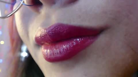 Snapshot of miss_evoleth2 chatting on December 12, 2024, 12:48 am Miss Evoleth online show from December 12, 2024, 12:48 am