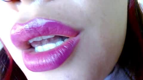 Snapshot of miss_evoleth2 chatting on February 12, 2025, 10:48 pm Miss Evoleth online show from February 12, 2025, 10:48 pm