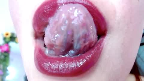 Snapshot of miss_evoleth2 chatting on February 16, 2025, 9:59 am Miss Evoleth online show from February 16, 2025, 9:59 am