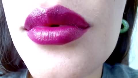 Snapshot of miss_evoleth2 chatting on March 3, 2025, 12:37 pm Miss Evoleth online show from March 3, 2025, 12:37 pm