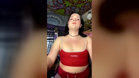 Snapshot of miss_honeypotpie chatting on January 13, 2026, 10:04 pm miss_honeypotpie online show from January 13, 2026, 10:04 pm