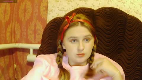 Miss Iriss online show from April 4, 2026, 6:27 pm