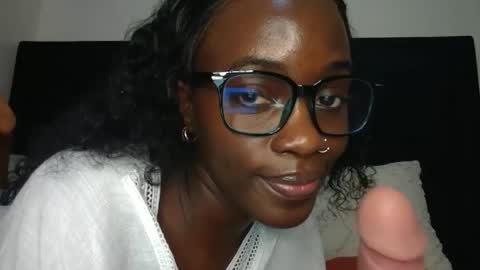 Snapshot of miss_jamilla255 chatting on June 22, 2026, 5:48 am SensuElle WHAT I DONT SHOW HERE... YOULL ONLY SEE IN PRIVATE online show from June 22, 2026, 5:48 am