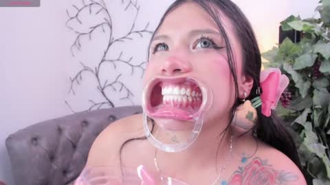 Keisi online show from January 31, 2025, 11:03 pm