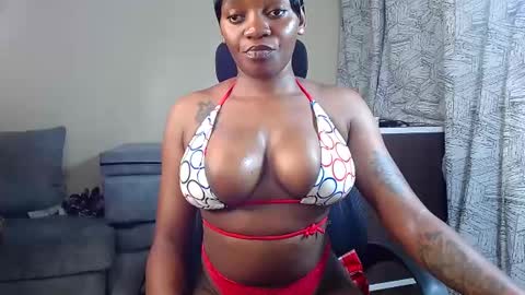 miss_kiiki online show from February 11, 2025, 7:54 am