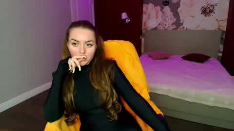 Snapshot of miss_kiten chatting on May 6, 2026, 6:24 pm miss_kiten online show from May 6, 2026, 6:24 pm