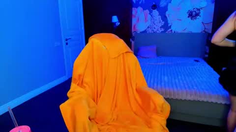 Snapshot of miss_kiten chatting on June 22, 2026, 4:42 am miss_kiten online show from June 22, 2026, 4:42 am