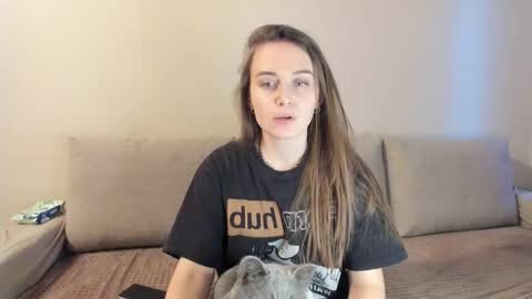 Kitty online show from January 9, 2026, 2:25 am