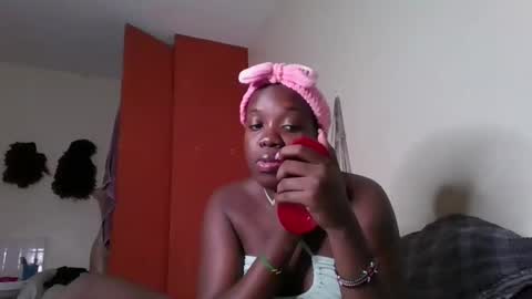 Snapshot of miss_kookie chatting on January 21, 2025, 2:26 pm miss_kookie online show from January 21, 2025, 2:26 pm