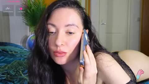 Laura online show from April 25, 2026, 1:41 pm