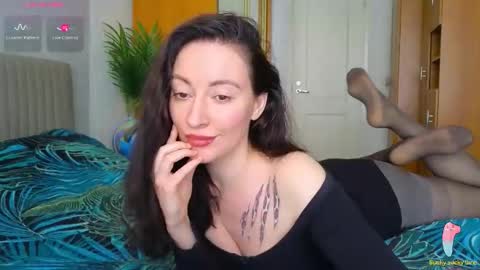 Laura online show from April 27, 2026, 9:40 am