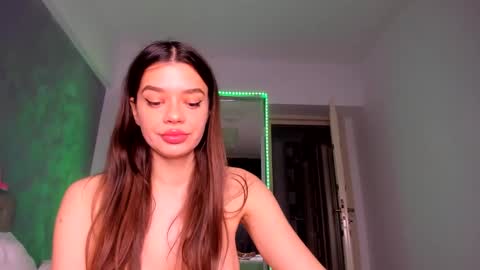 Snapshot of miss_medyson chatting on February 27, 2025, 8:17 am miss_medyson online show from February 27, 2025, 8:17 am