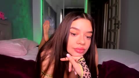 Snapshot of miss_medyson chatting on March 12, 2025, 8:19 am miss_medyson online show from March 12, 2025, 8:19 am