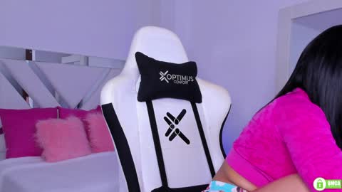   online show from January 10, 2025, 7:00 pm