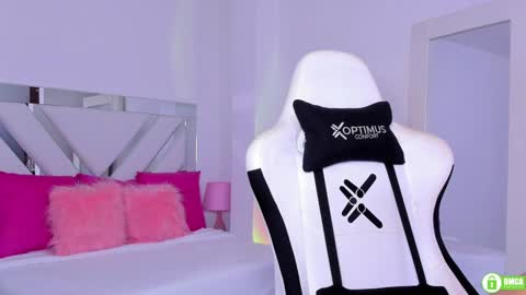   online show from January 12, 2025, 12:33 pm