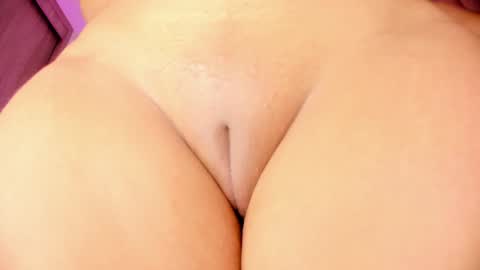 Snapshot of miss_melanie18 chatting on December 27, 2024, 12:07 am Alejandra online show from December 27, 2024, 12:07 am