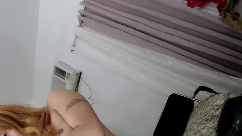 miss_mitchxx online show from May 5, 2026, 9:28 am