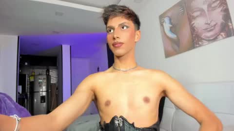 Snapshot of miss_myers chatting on May 12, 2026, 4:59 pm Goddess Myers thumb up is important for me kisses online show from May 12, 2026, 4:59 pm