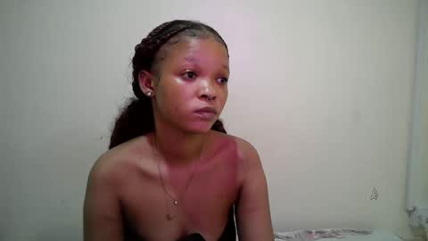 miss_rihanna2 online show from April 25, 2026, 3:42 pm