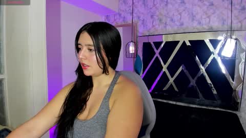  M E L A N I E  online show from March 6, 2026, 12:01 pm